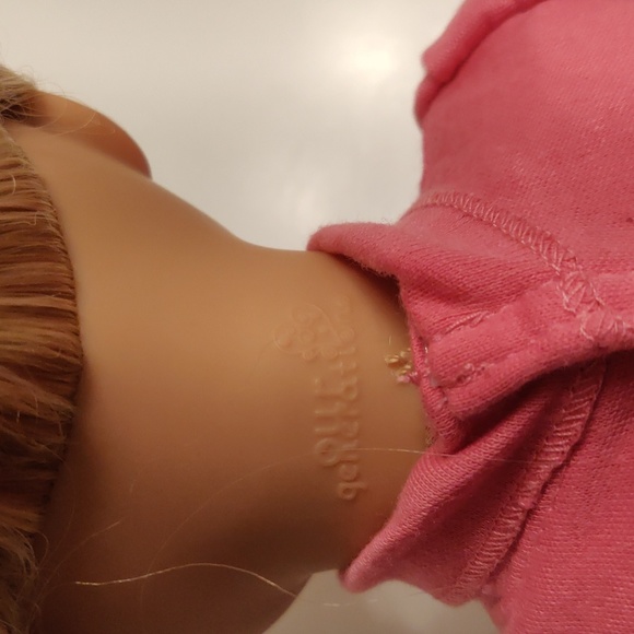 Our generation 18" doll by battat, new white sequin ballgown, sunglasses lot - Picture 10 of 16